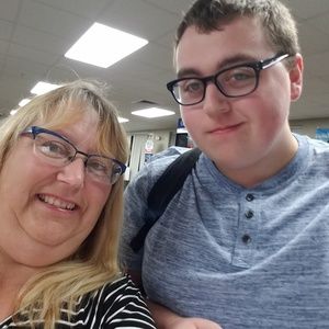 Meet your Posher, Alisa